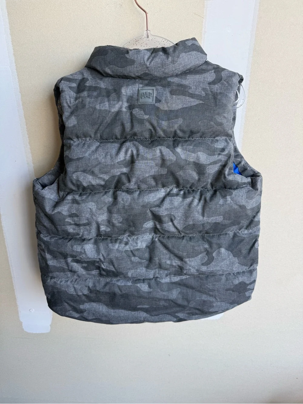 GAP Kids Gray Camouflage Puffer Vest